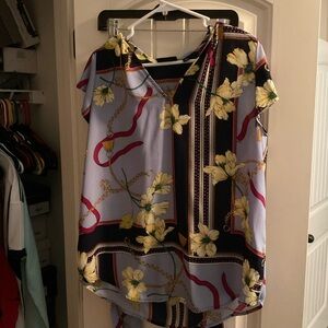 Womens Size XL New York & Company Sleeveless Top